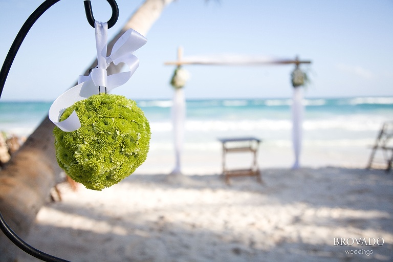 flower ball wedding detail