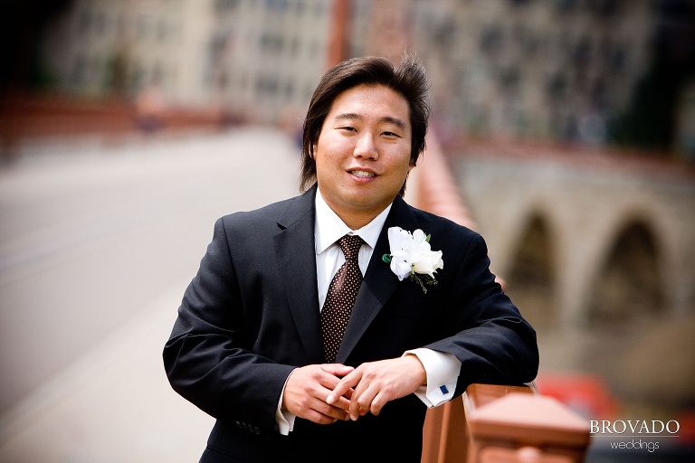 groom portrait in minneapolis