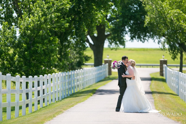 Pipestone MN Wedding Photography at Fountain Prairie Farm
