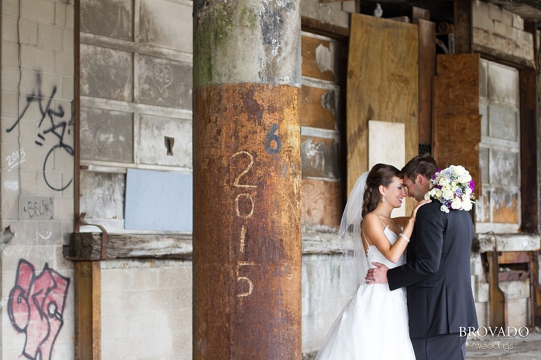 Rainy St Paul Wedding at Intercontinental Hotel Riverfront