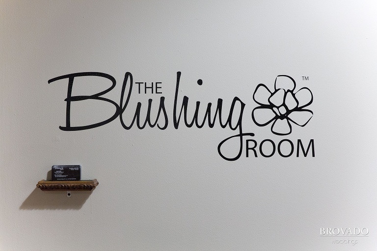 Rainy St Paul Wedding at Intercontinental Hotel Riverfront