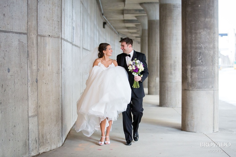 Rainy St Paul Wedding at Intercontinental Hotel Riverfront