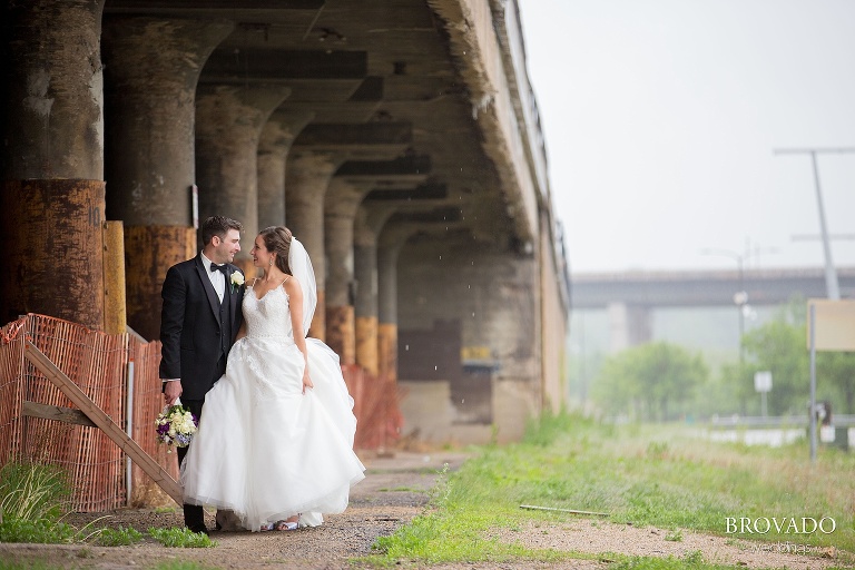 Rainy St Paul Wedding at Intercontinental Hotel Riverfront
