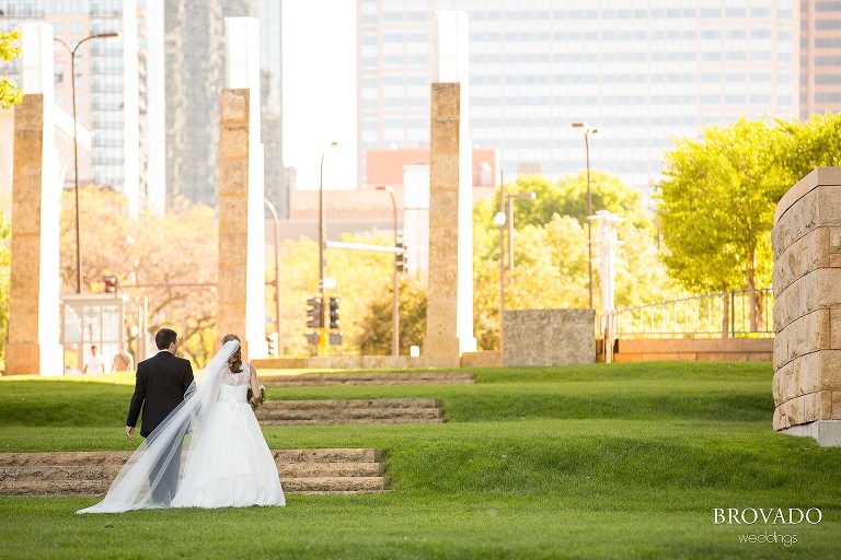 Summer Minneapolis Wedding at the Depot