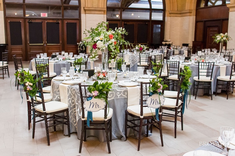 Summer Minneapolis Wedding at the Depot