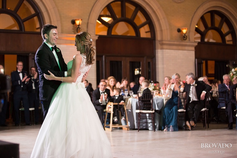 Summer Minneapolis Wedding at the Depot