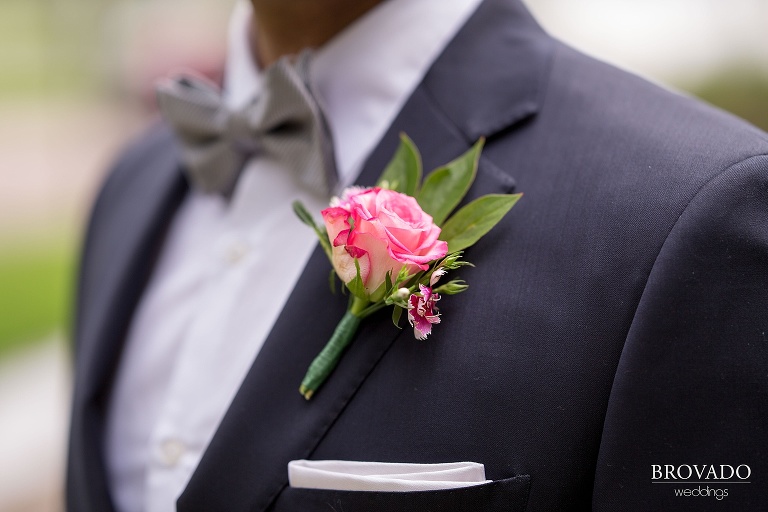 Minneapolis Courthouse wedding with photos at the Stone Arch Bridge and Lake Calhoun by Brovado Weddings