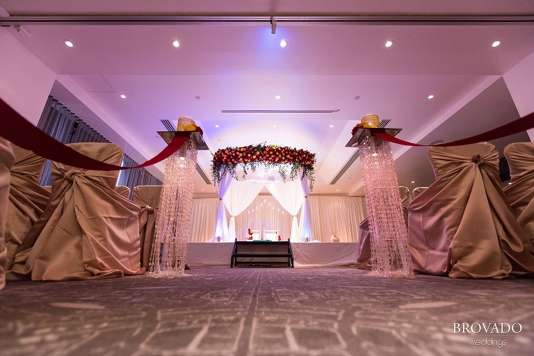 Traditonal and Brightly colored Indian wedding in Downtown Minneapolis, Minnesota - Chanika and Shatanu