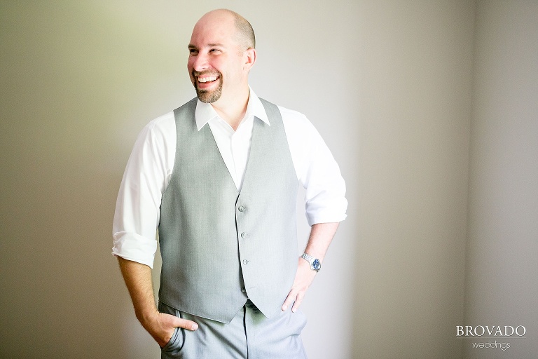 Small, Family Oriented, DIY kinda wedding on the water in Stillwater Minnesota