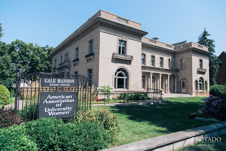 Small Indoor Wedding at the Gale Mansion in Minneapolis Minnesota - Maria and Scott 