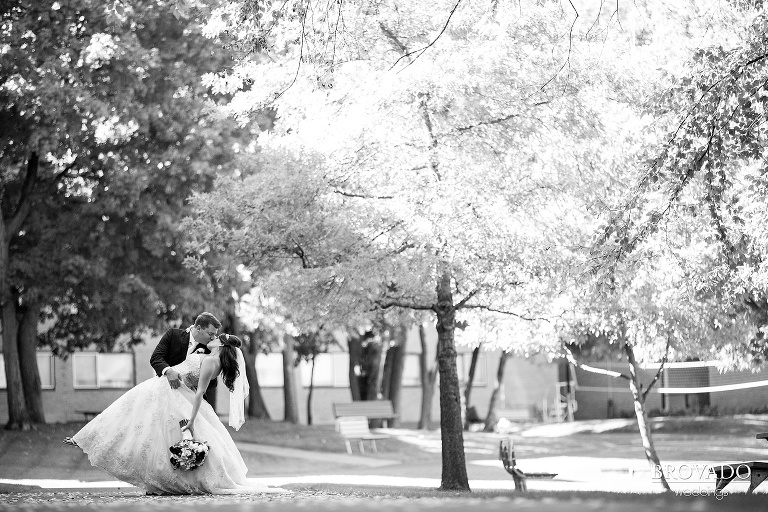 Wedding in Plymouth Minnesota by Preston Palmer of Brovado Weddings