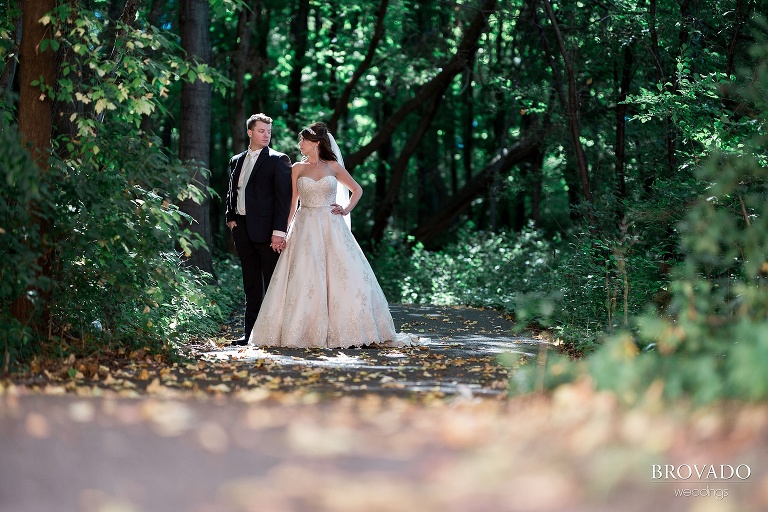 Wedding in Plymouth Minnesota by Preston Palmer of Brovado Weddings