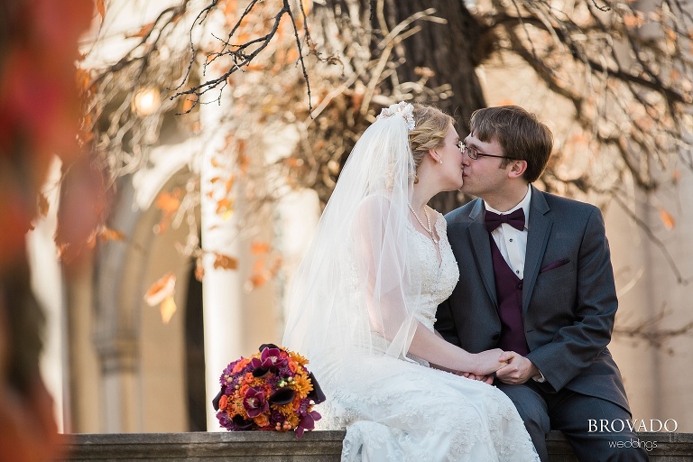 Small, Intimate, autumm themed wedding at the historic gale mansion located in Minneapolis, MN with lots of orange and pink details