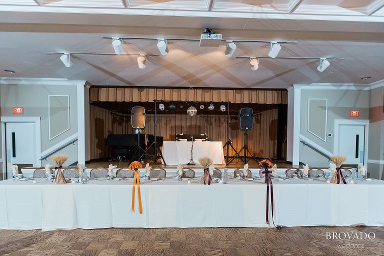 Small, Intimate, autumm themed wedding at the historic gale mansion located in Minneapolis, MN with lots of orange and pink details