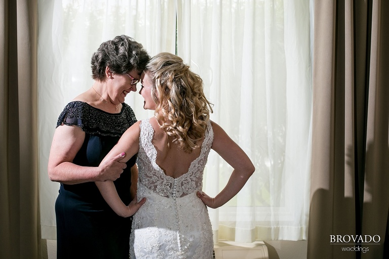 Sarah and Cody's Blog from their winery wisconsin wedding shot b