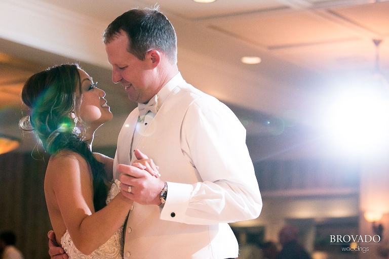 Ashley and Stephen get married in lacrosse wisconsin shot by pre