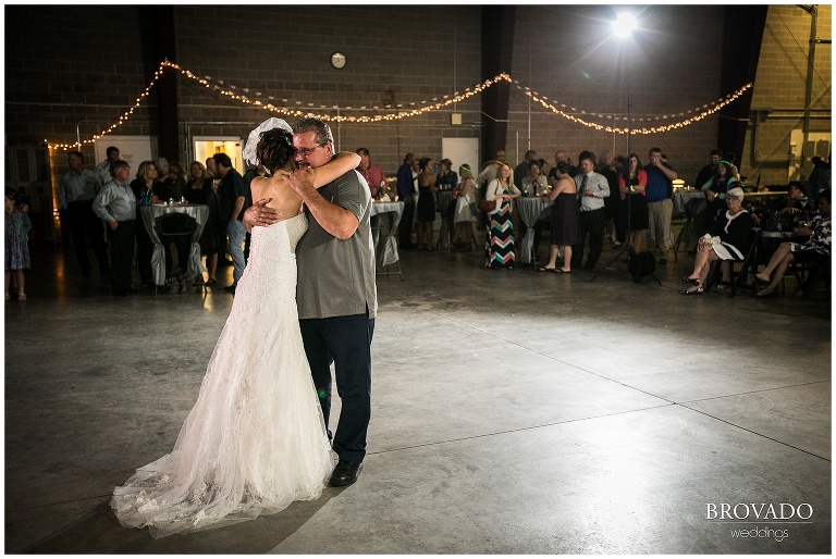 airplane themed wedding, airport, hanger, wedding photographer, pilots, themed weddings, brovado wedding 