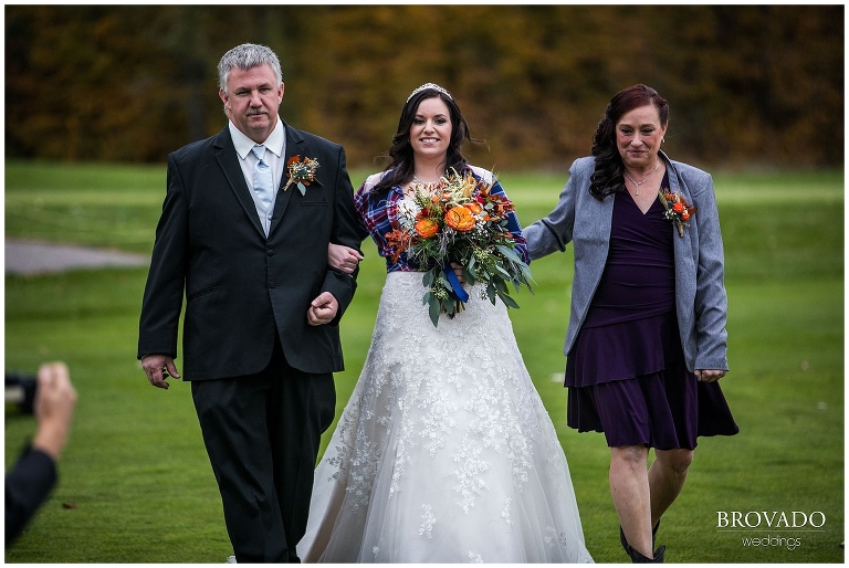 fall weddings, fall colors,love, style, haooiness, flannel, pumkins, navy husband, golf course wedding, 