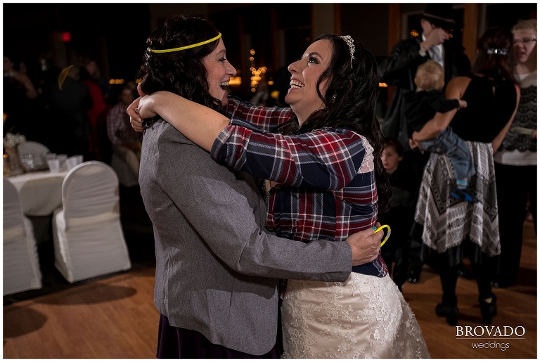 fall weddings, fall colors,love, style, haooiness, flannel, pumkins, navy husband, golf course wedding, 