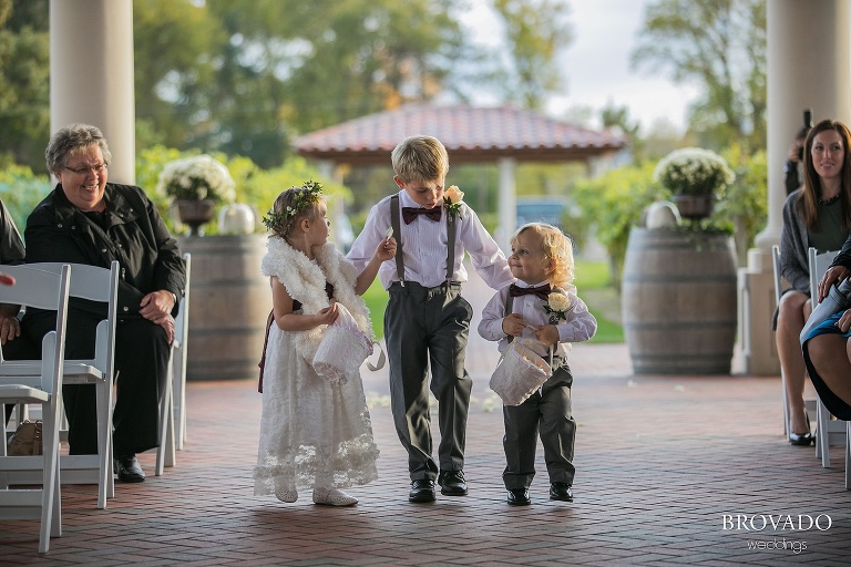 Villabelleza Vineyard Wedding, autumn wedding, fall wedding colors, winery wedding, fall vineyard wedding 