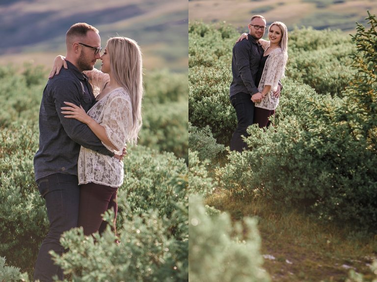 Breezy fall colorado engagement