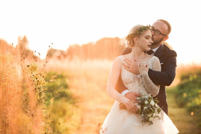 Farm wedding photography with a beautiful sunset by Brookklyn photo