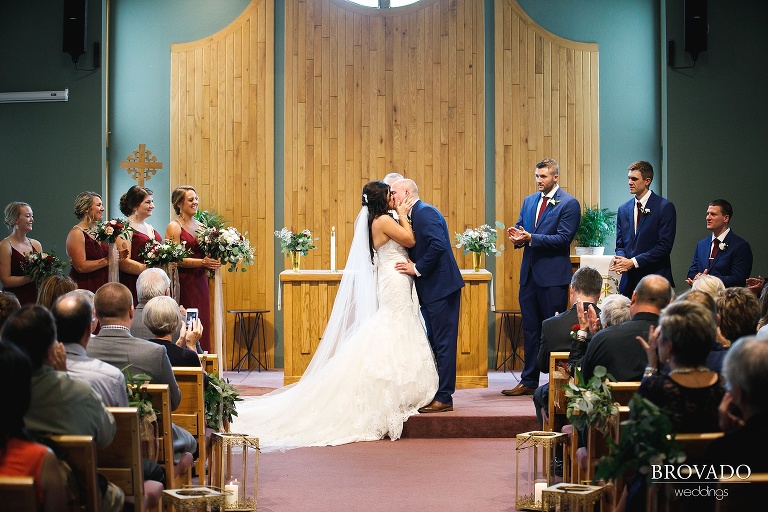 Brenna and Derek's first kiss as husband and wife