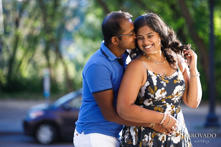 Cute summer couples pose