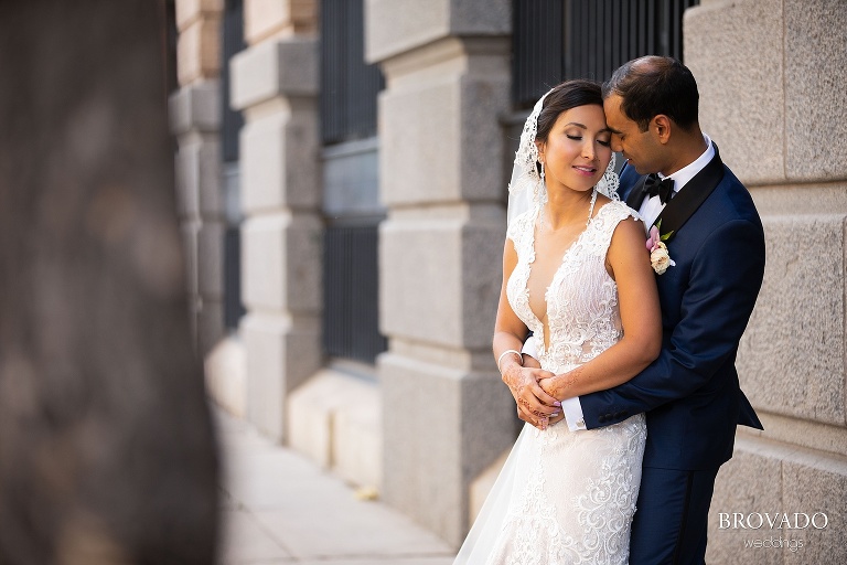 High drama wedding pose in St. Paul Minnesota 