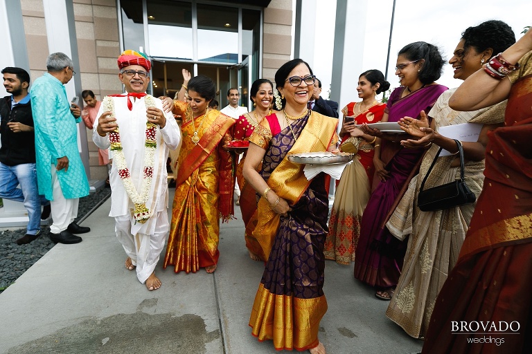 Sruti's family during baraat